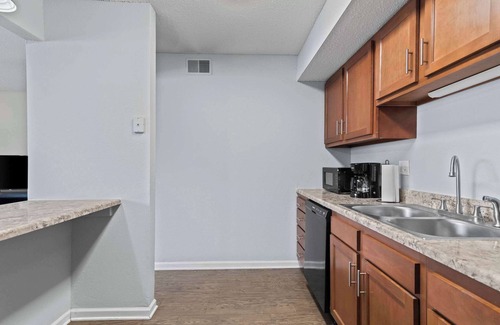 Jerome Apartamento | Beautiful and Cozy Apartment in Springfield- 2 Bedroom