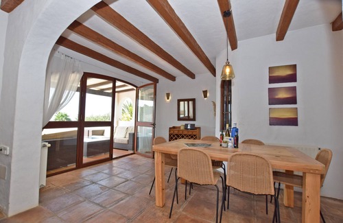 Atlanterra Chalet De Esquí | Precioso y acogedor Chalet con piscina, ideal para una familia. 6 Pax.