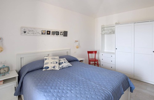 Baia Sant'Anna Casa | Alojamiento de 2 habitaciones en Baia Sant'Anna
