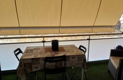 Mogan Apartamento | Hermoso y amplio apartamento en alquiler con terraza y garaje privado.