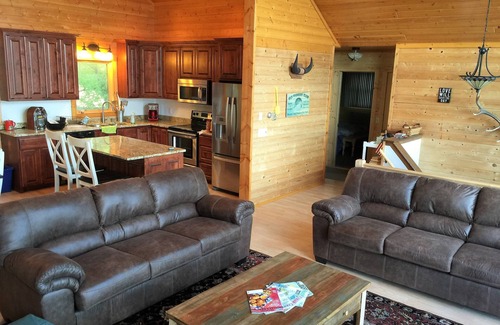 Pine River Casa | Hermosa y actualizada Familia Hogar del lago entre la cadena de pescado blanco y Walker, Mn