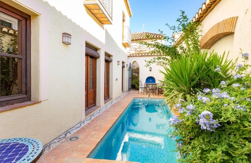 Pinos del Valle Villa | Preciosa Casa Andaluza con piscina barbacoa
