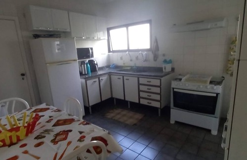 Jardim Sao Miguel Apartamento | Precioso apartamento en Guaruja Cove Beach.