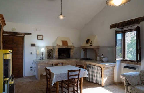 Citta Sant'Angelo Apartamento | Precioso apartamento con WIFI, piscina, TV, mascotas permitida, vista panorámica y aparcamiento