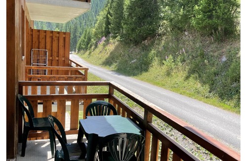 Puy-Saint-Vincent Apartamento | Beautiful apartment at the foot of the slopes 1800m