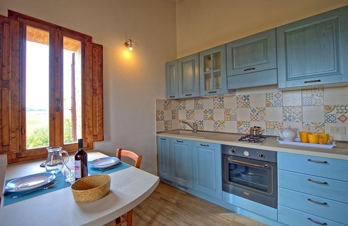 Monteroni d'Arbia Apartamento | Hermoso apartamento con WIFI, piscina, vista panorámica y aparcamiento, cerca de Siena