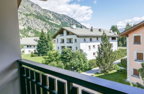 Sils-Maria Apartamento | Bonito apartamento para 4 personas con WIFI, TV, balcón, mascotas permitida y aparcamiento