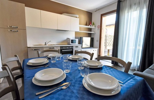 Monasterolo del Castello Apartamento | Acogedor apartamento para 6 personas con WIFI, A/C, piscina, TV y terraza