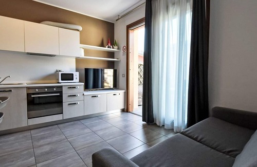 Monasterolo del Castello Apartamento | Acogedor apartamento para 6 personas con WIFI, A/C, piscina, TV y terraza