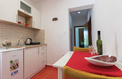 Ploce Apartamento | Hermoso apartamento en Bacinska jezera