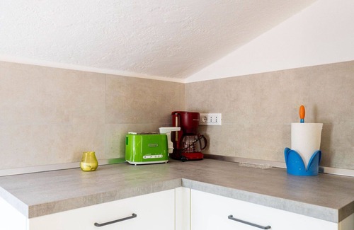 Diano Castello Apartamento | Bonito apartamento con WIFI, piscina, TV, terraza, mascotas permitida y aparcamiento