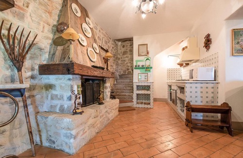 Semproniano Apartamento | Hermoso apartamento en Loc. Scalabrelli