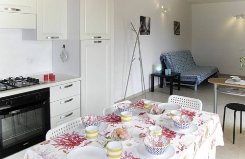 Pantasina Apartamento | Apartamento con piscina privada, TV, patio, mascotas permitida, vista panorámica, aparcamiento