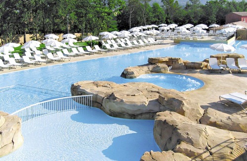 Fayence Casa | Precioso apartamento en villa para 4 personas con piscina, A/C, WIFI, TV, patio y mascotas permitida