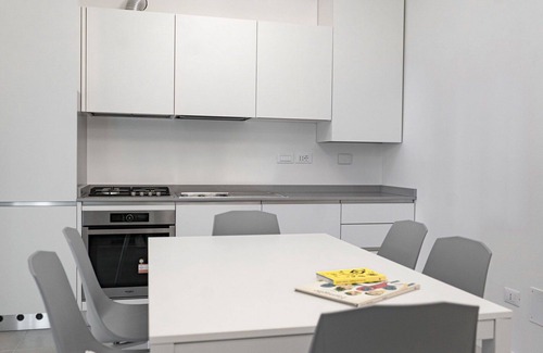 Sistiana Casa | Precioso apartamento en villa para 6 personas con piscina, WIFI, A/C, TV, balcón y aparcamiento