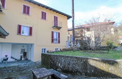 Calde Apartamento | Acogedor apartamento para 2 personas con patio y aparcamiento