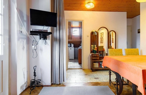 Szantod Apartamento | Precioso apartamento para 4 personas con A/C, WIFI, TV, terraza y aparcamiento