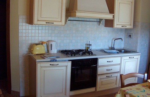 Casole d'Elsa Casa | Acogedor apartamento en villa con piscina, WIFI, TV, patio, vista panorámica y aparcamiento
