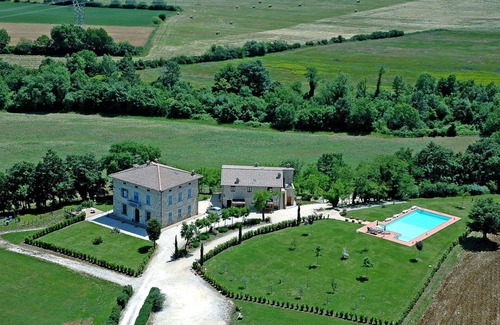 Casole d'Elsa Casa | Acogedor apartamento en villa con piscina, WIFI, TV, patio, vista panorámica y aparcamiento