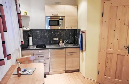 Donnersbach Apartamento | Precioso apartamento para 2 personas con WIFI, TV, patio, mascotas permitida y aparcamiento