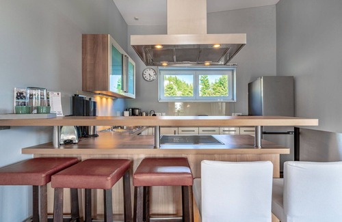 Sankt Urban Apartamento | Bonito apartamento para 6 personas con WIFI, TV, balcón, mascotas permitida y aparcamiento