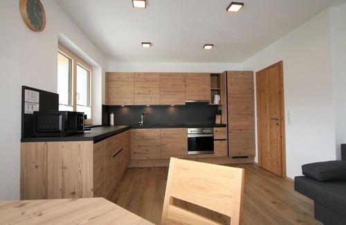 Hainzenberg Apartamento | Acogedor apartamento para 8 personas con WIFI, TV, terraza y mascotas permitida