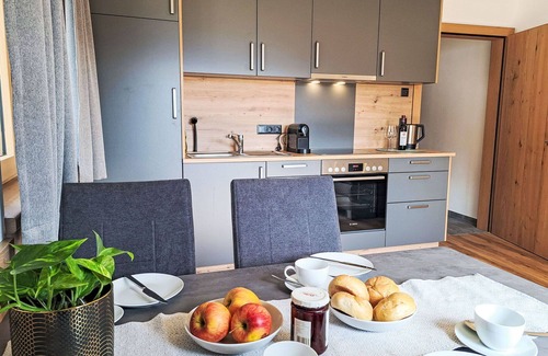 Oberau Apartamento | Acogedor apartamento para 4 personas con WIFI, TV, vista panorámica y aparcamiento