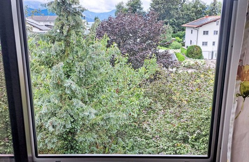 Seewalchen am Attersee Apartamento | Precioso apartamento para 4 personas con WIFI, TV, patio y vista panorámica