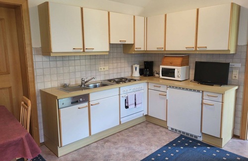 Spiss Apartamento | Hermoso apartamento para 2 personas con TV, patio, mascotas permitida y aparcamiento