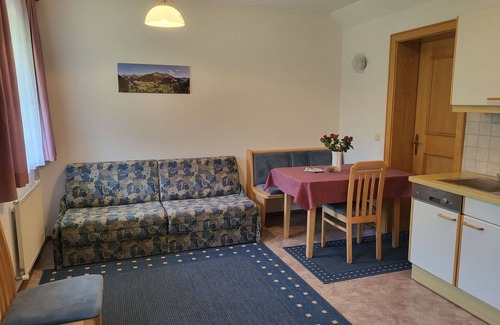 Spiss Apartamento | Hermoso apartamento para 2 personas con TV, patio, mascotas permitida y aparcamiento
