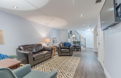 Brantford Apartamento | Beautiful apartment Brantford Sandra Street
