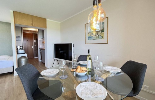 Loffingen Apartamento | Precioso apartamento con piscina, WIFI, TV, balcón, mascotas permitida y vista panorámica
