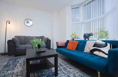 Bootle Apartamento | Beautiful apartment dos - free public parking