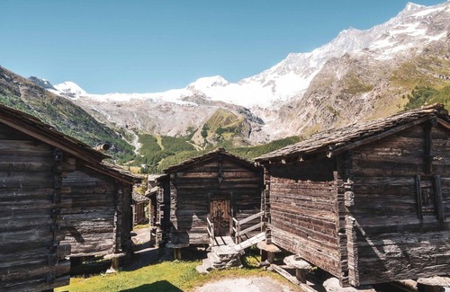 Saas-Fee Apartamento | Hermoso apartamento para 2 personas con WIFI, TV y balcón