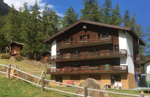 Saas-Balen Apartamento | Precioso apartamento para 5 personas con WIFI, TV y balcón
