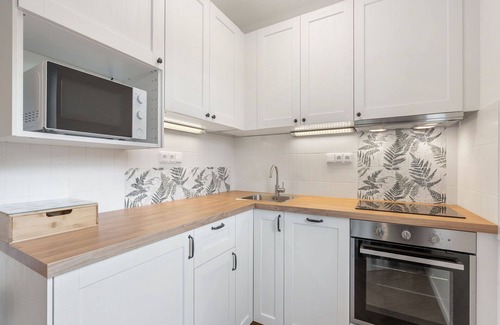 Hrensko Apartamento | Acogedor apartamento para 8 personas con WIFI, TV, patio, mascotas permitida y aparcamiento