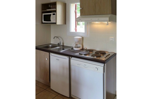 Barbaste Apartamento | Precioso apartamento con WIFI, piscina, TV, terraza, mascotas permitida y aparcamiento