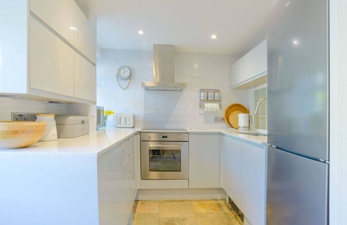 Trebarwith Apartamento | Acogedor apartamento para 4 personas con WIFI, TV, patio y mascotas permitida