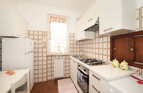 Castello Apartamento | Acogedor apartamento para 4 personas con WIFI, TV y terraza
