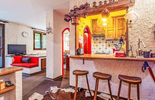 Madesimo Apartamento | Beautiful apartment for 5 people with WIFI, TV, terrace and pets allowed