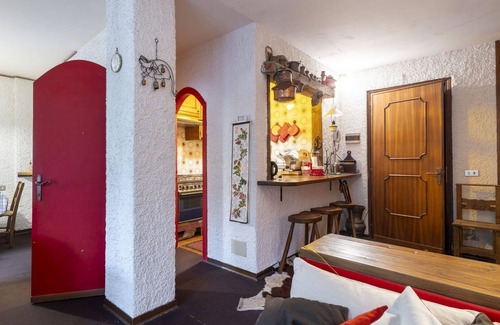 Madesimo Apartamento | Beautiful apartment for 5 people with WIFI, TV, terrace and pets allowed