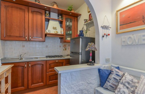 Pomonte Apartamento | Hermoso apartamento para 6 personas con A/C, WIFI, TV, terraza y mascotas permitida