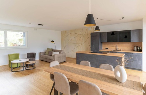 Fronhausen Apartamento | Bonito apartamento para 6 personas con WIFI, TV y patio