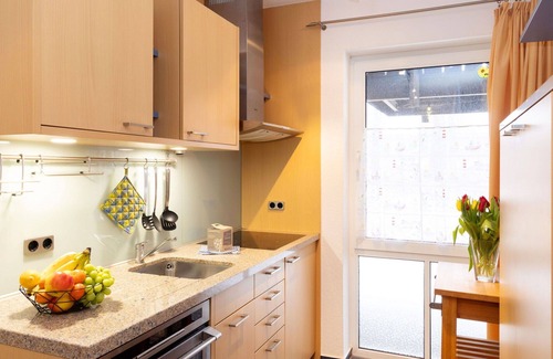 Ostvorpommern Apartamento | Hermoso apartamento para 4 personas con WIFI, TV, terraza y mascotas permitida