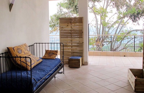 Torrazza Apartamento | Beautiful apartment for 6 people with WIFI, pool, TV, patio, panoramic view and parking