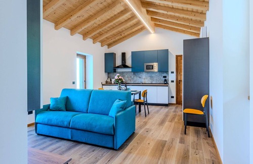 Verceia Apartamento | Hermoso apartamento para 4 personas con A/C, WIFI, TV y balcón