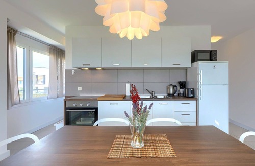 Zambratija Apartamento | Precioso apartamento para 4 personas con piscina, WIFI, A/C, TV y terraza