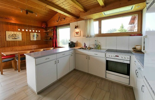 Pany Apartamento | Acogedor apartamento con piscina, WIFI, TV, balcón, mascotas permitida y aparcamiento