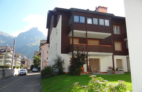 Engelberg Apartamento | Bonito apartamento para 6 personas con WIFI, TV y balcón