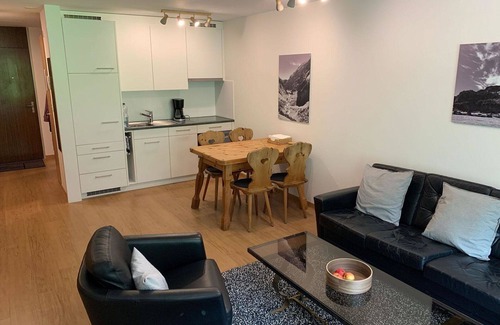 Engelberg Apartamento | Acogedor apartamento para 2 personas con WIFI, TV y balcón